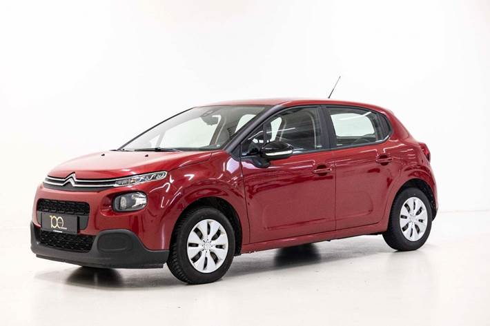 Rød Citroën C3 fra 2019