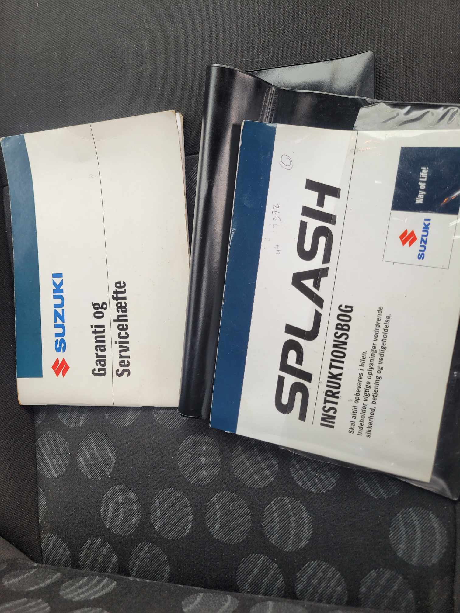 Hvid Suzuki Alto fra 2008