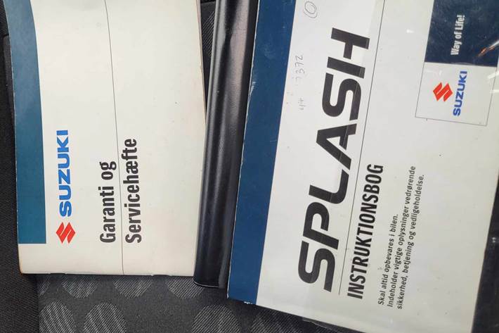 Hvid Suzuki Alto fra 2008