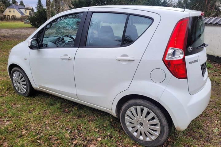 Hvid Suzuki Alto fra 2008