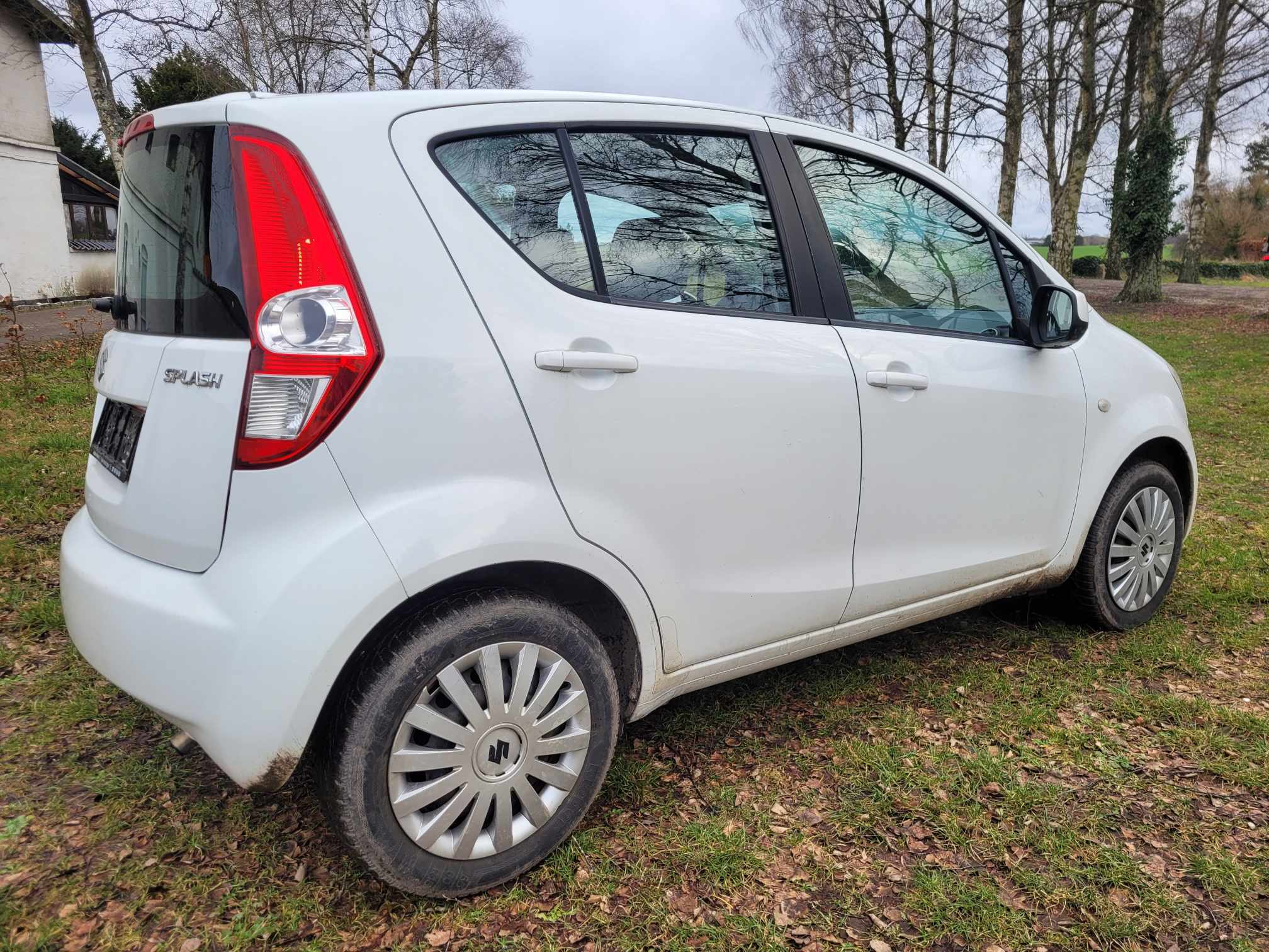 Hvid Suzuki Alto fra 2008