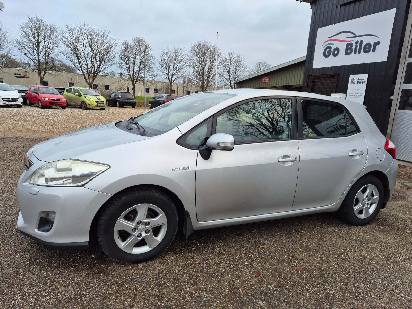 Grøn Toyota Auris fra 2010
