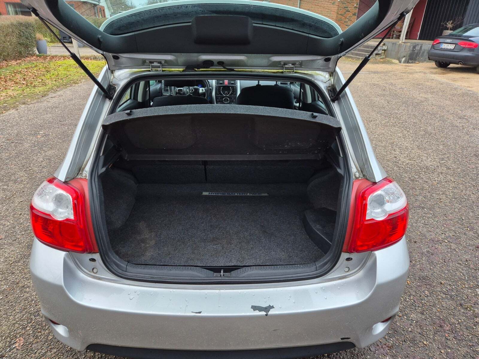 Grøn Toyota Auris fra 2010