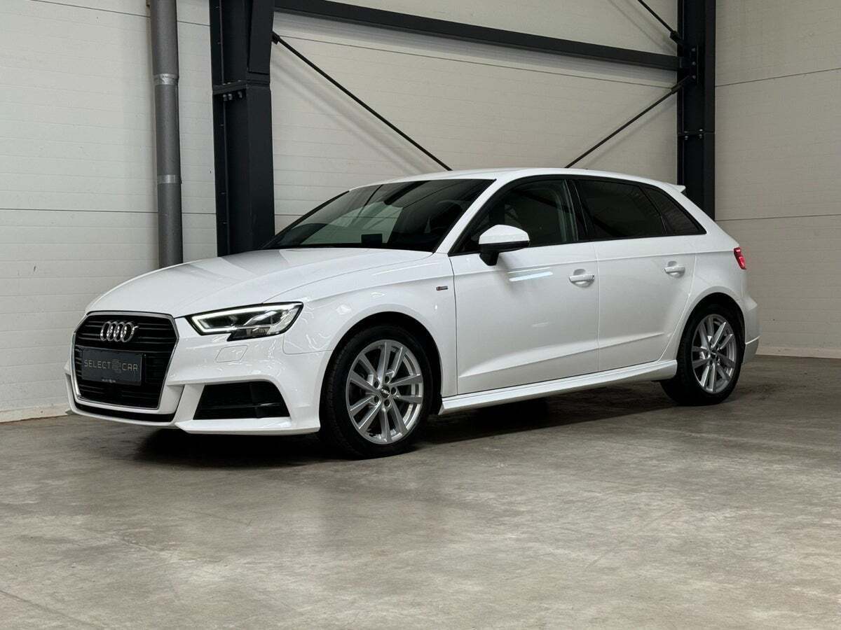 Hvid Audi A3 fra 2020