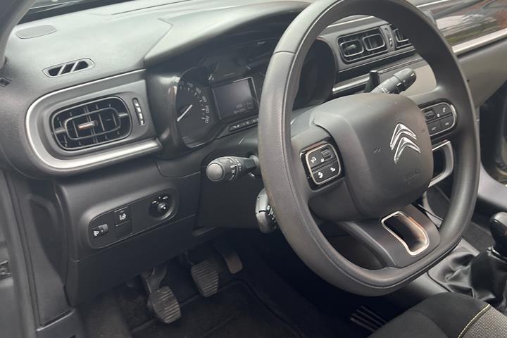 Grå Citroën C3 fra 2017
