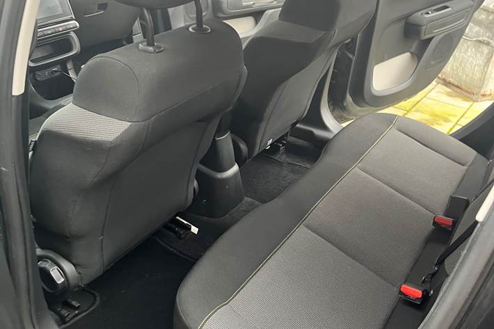 Grå Citroën C3 fra 2017