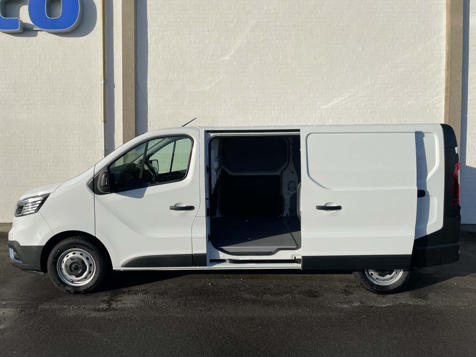 Renault Trafic 2,0 dCi 130 L2H1 Tekno