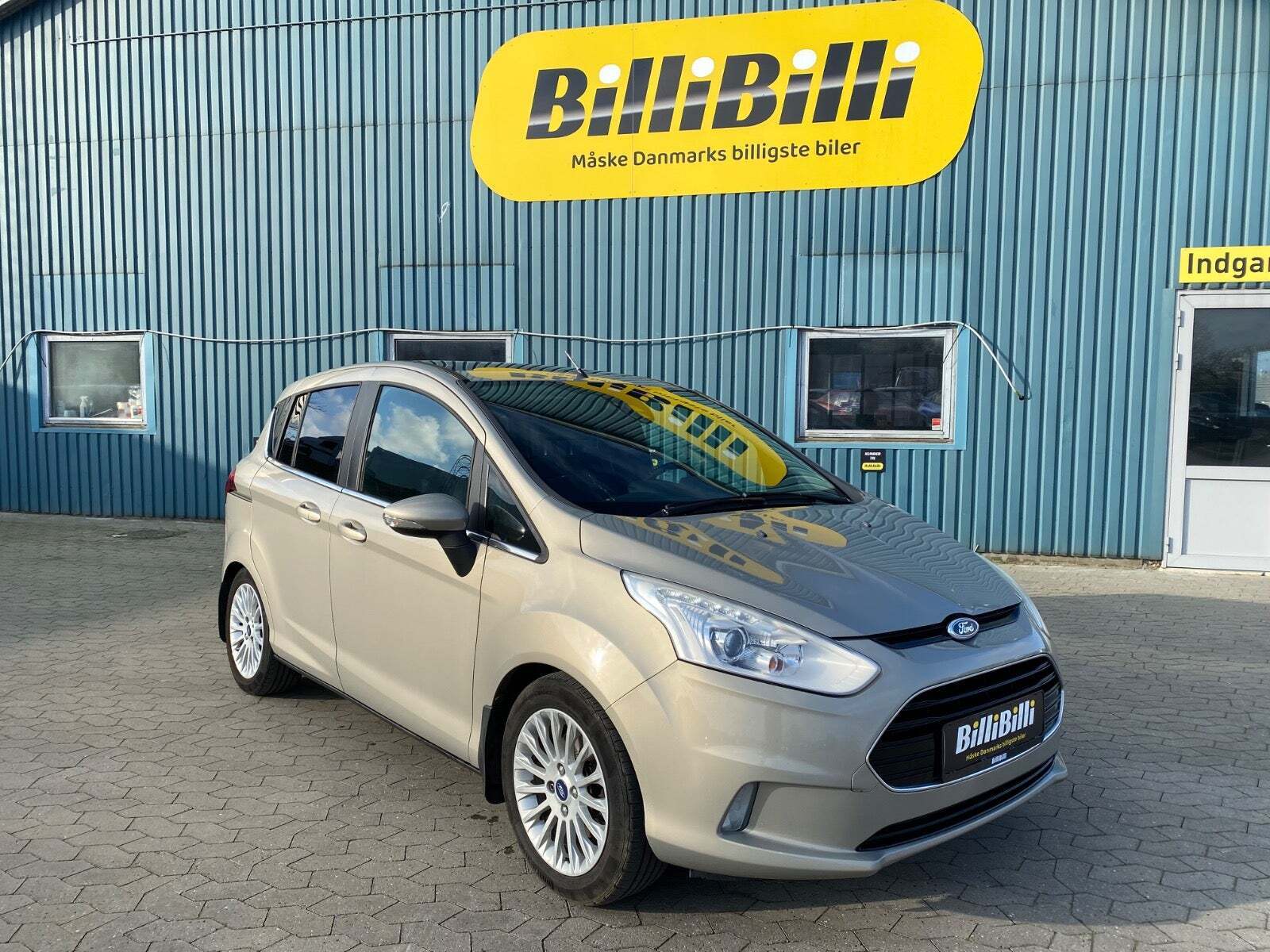 Grå Ford B-MAX fra 2013