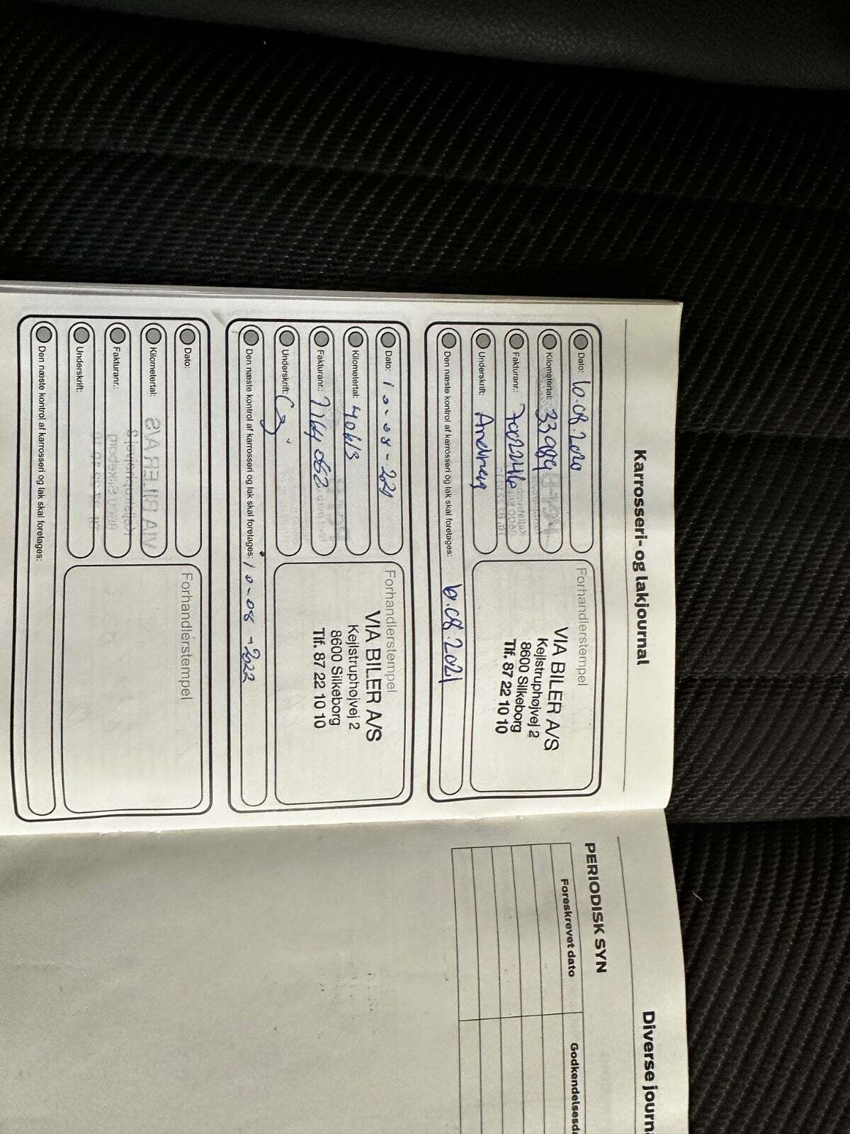 Grå Ford Kuga fra 2016