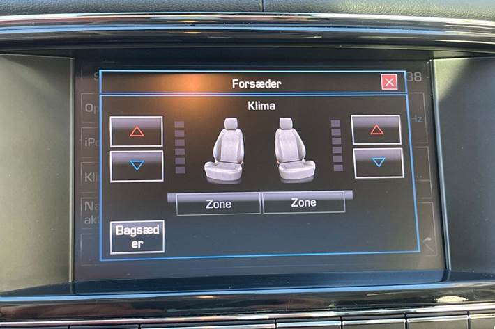 Sort Jaguar XJ fra 2013