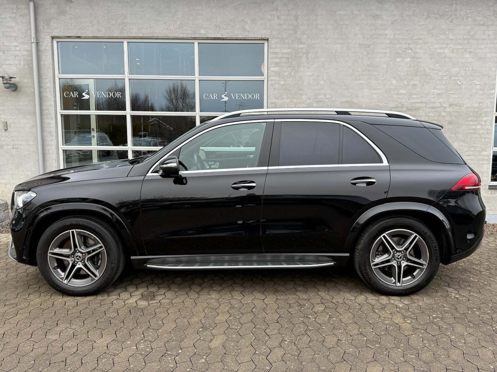 Sort Mercedes GLE400 d fra 2020