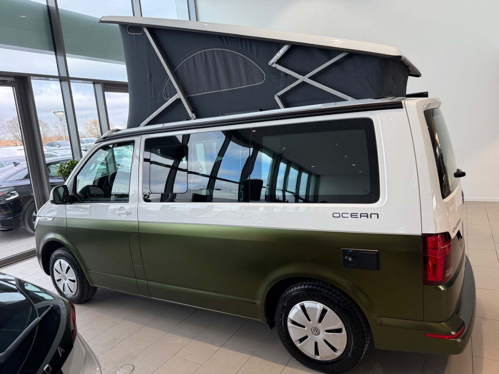 Hvid VW California fra 2022