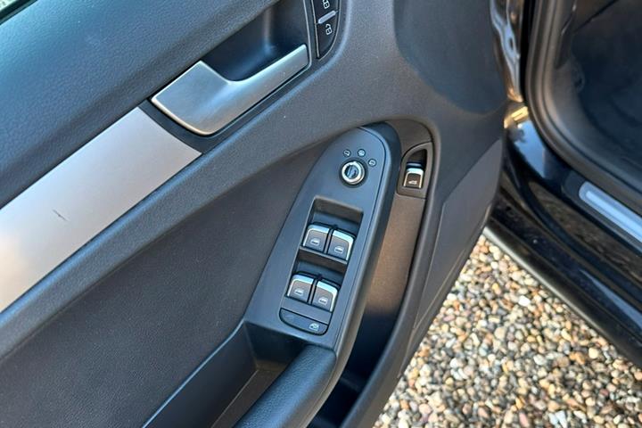 Sort Audi A4 fra 2014