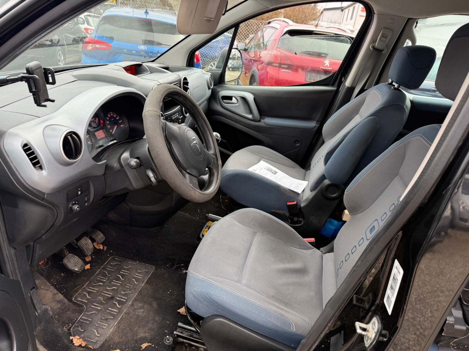 Sort Citroën Berlingo fra 2010