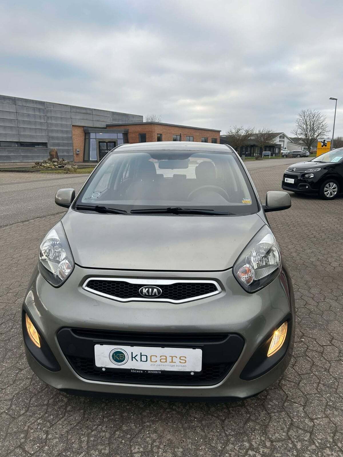 Orange Kia Picanto fra 2013