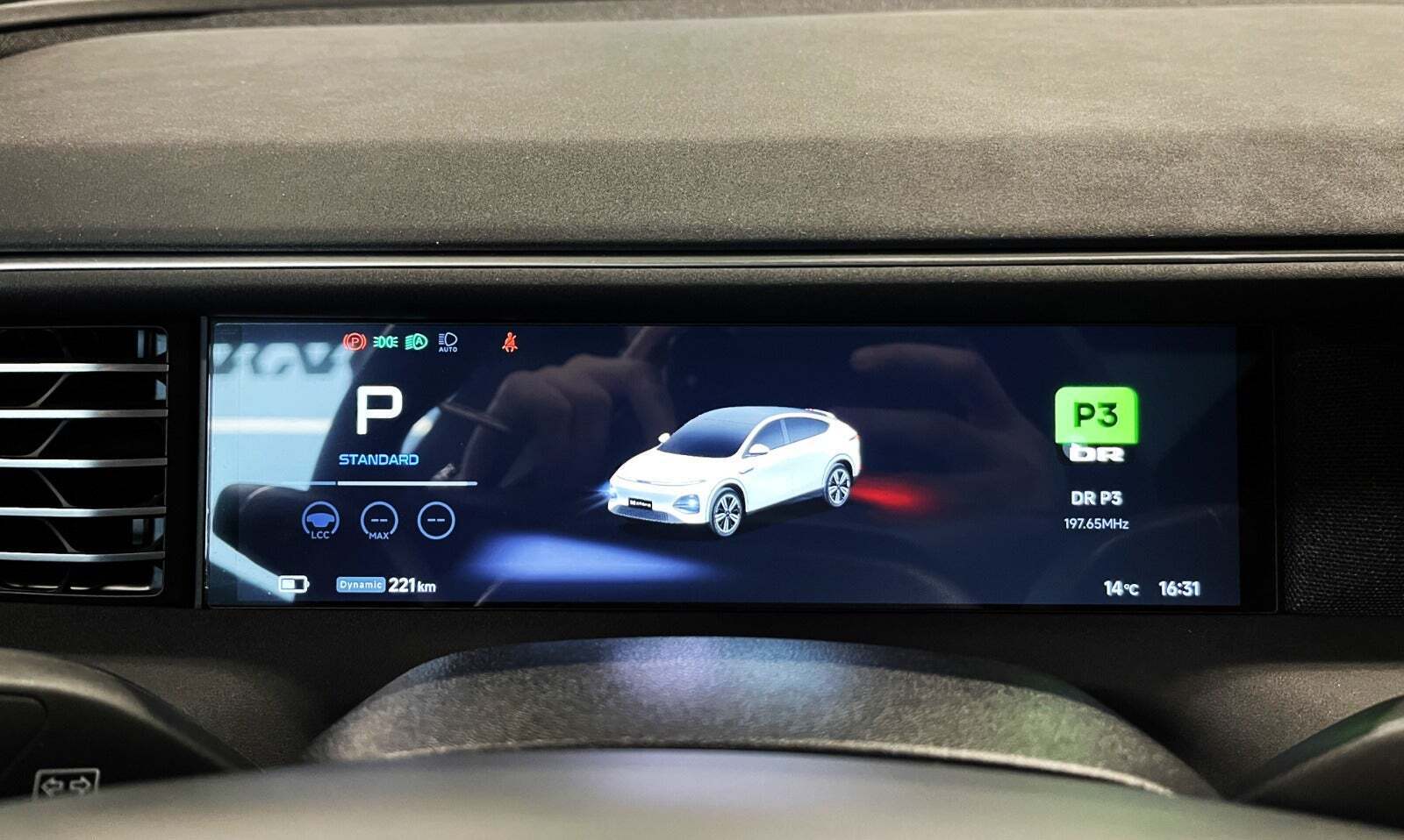 Xpeng G6