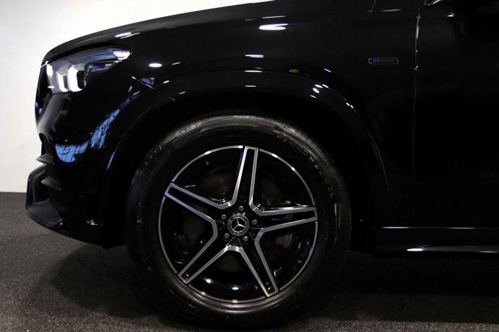 Sort Mercedes GLE350 de fra 2021