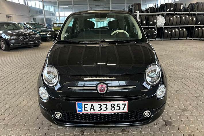 Sort Fiat 500 fra 2024