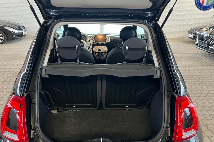 Sort Fiat 500 fra 2024