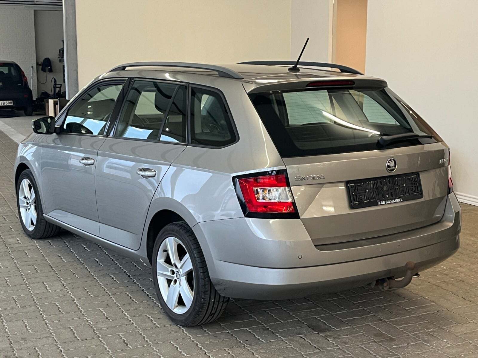 Sølv Skoda Fabia fra 2016