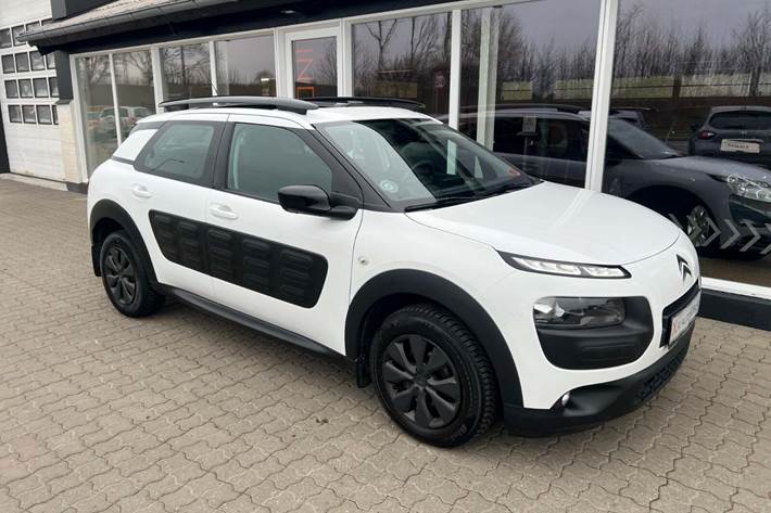 Hvid Citroën C4 Cactus fra 2017 set udefra