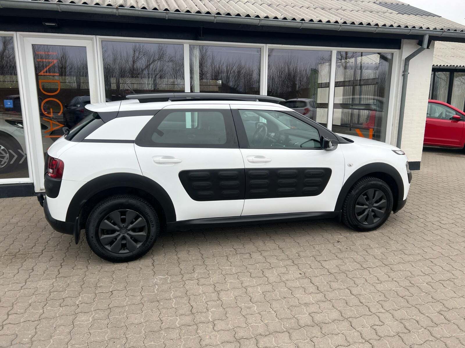 Hvid Citroën C4 Cactus fra 2017