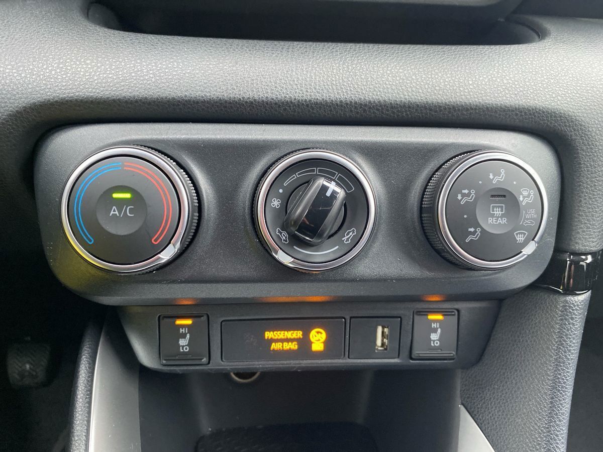 Hvid Toyota Yaris fra 2021