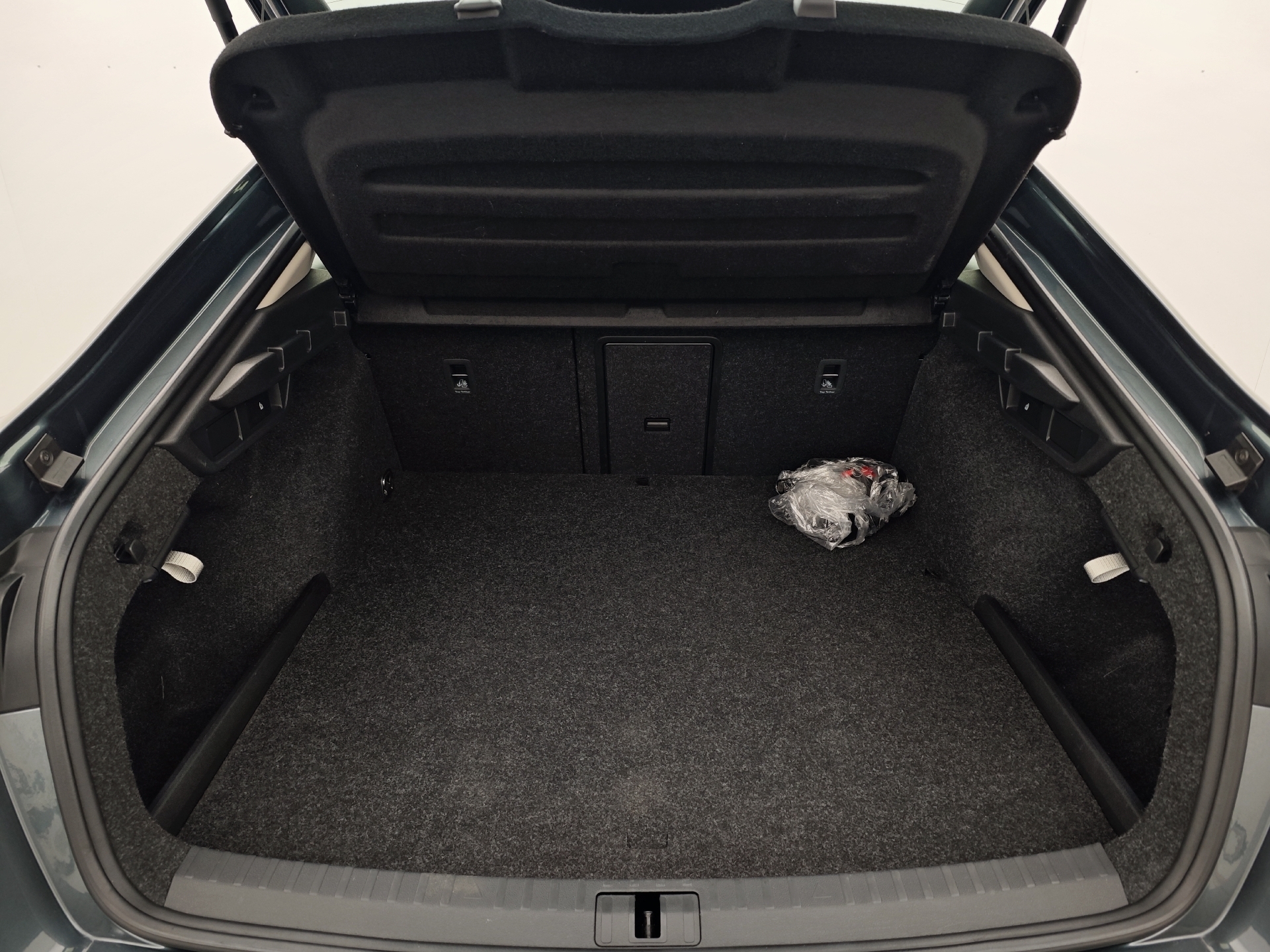 Grå Skoda Octavia fra 2021