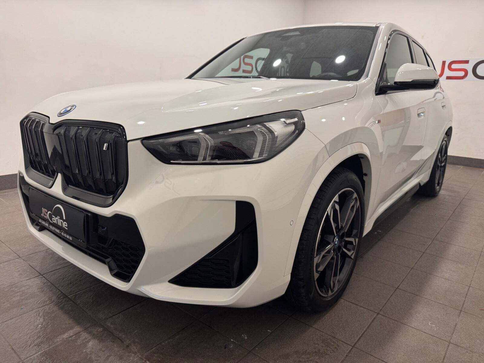 BMW iX1 xDrive30 Fully Charged M-Sport