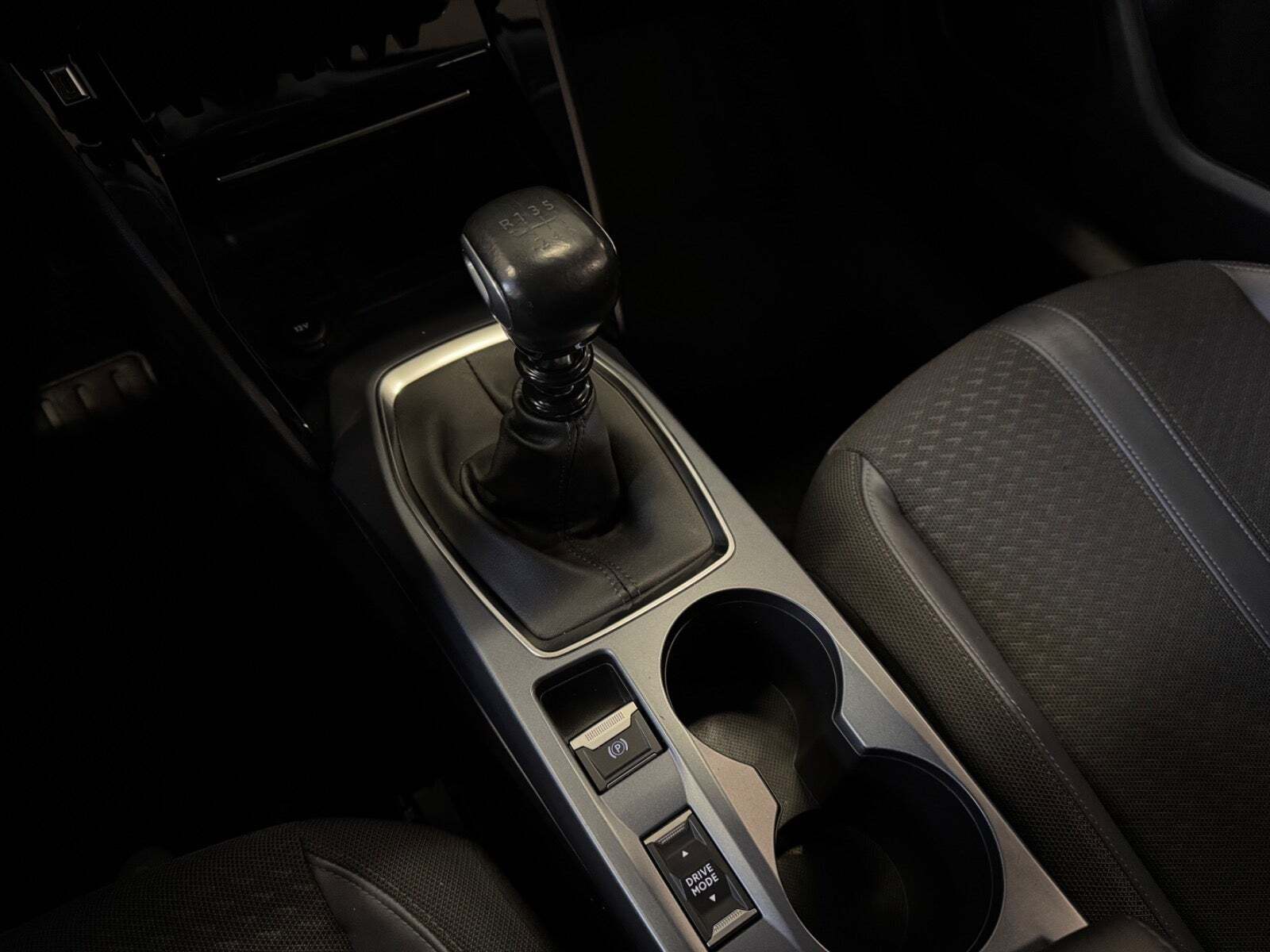 Bronze Peugeot 2008 fra 2020