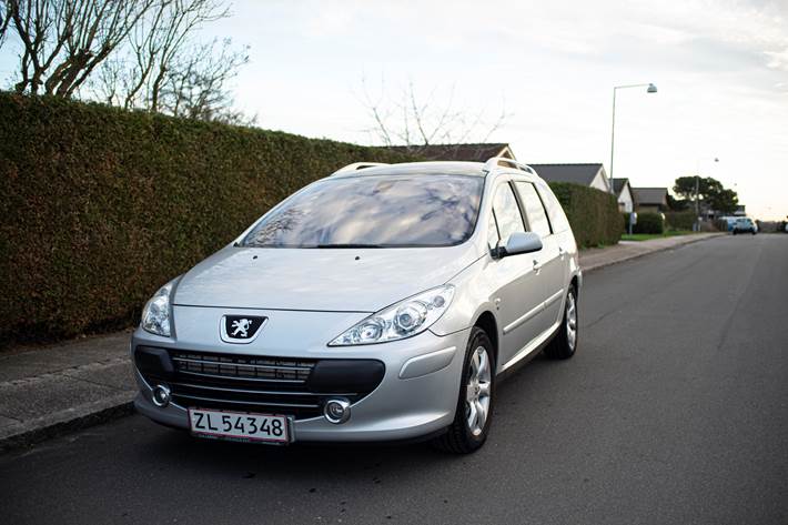 Sølv Peugeot 307 fra 2005
