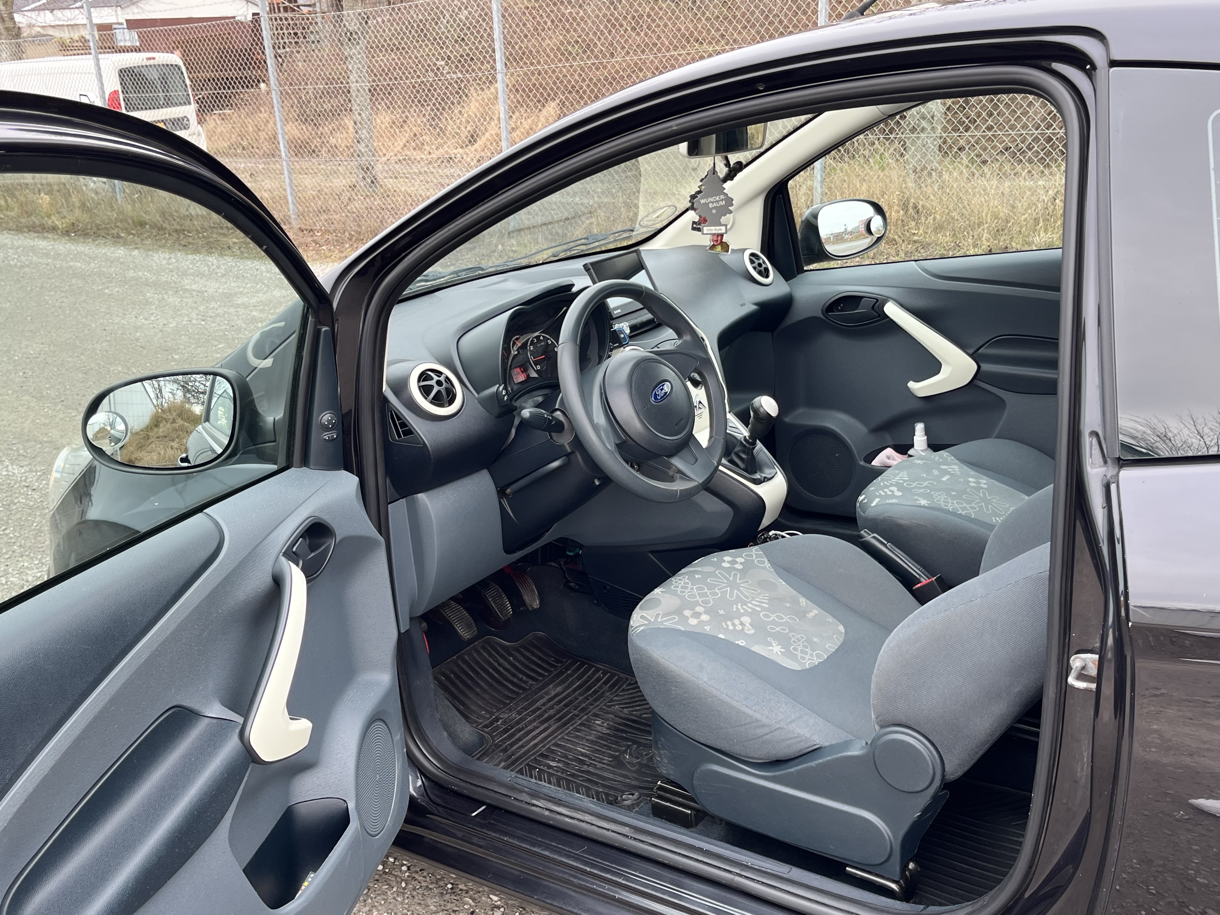 undefined Ford Ka fra 2010