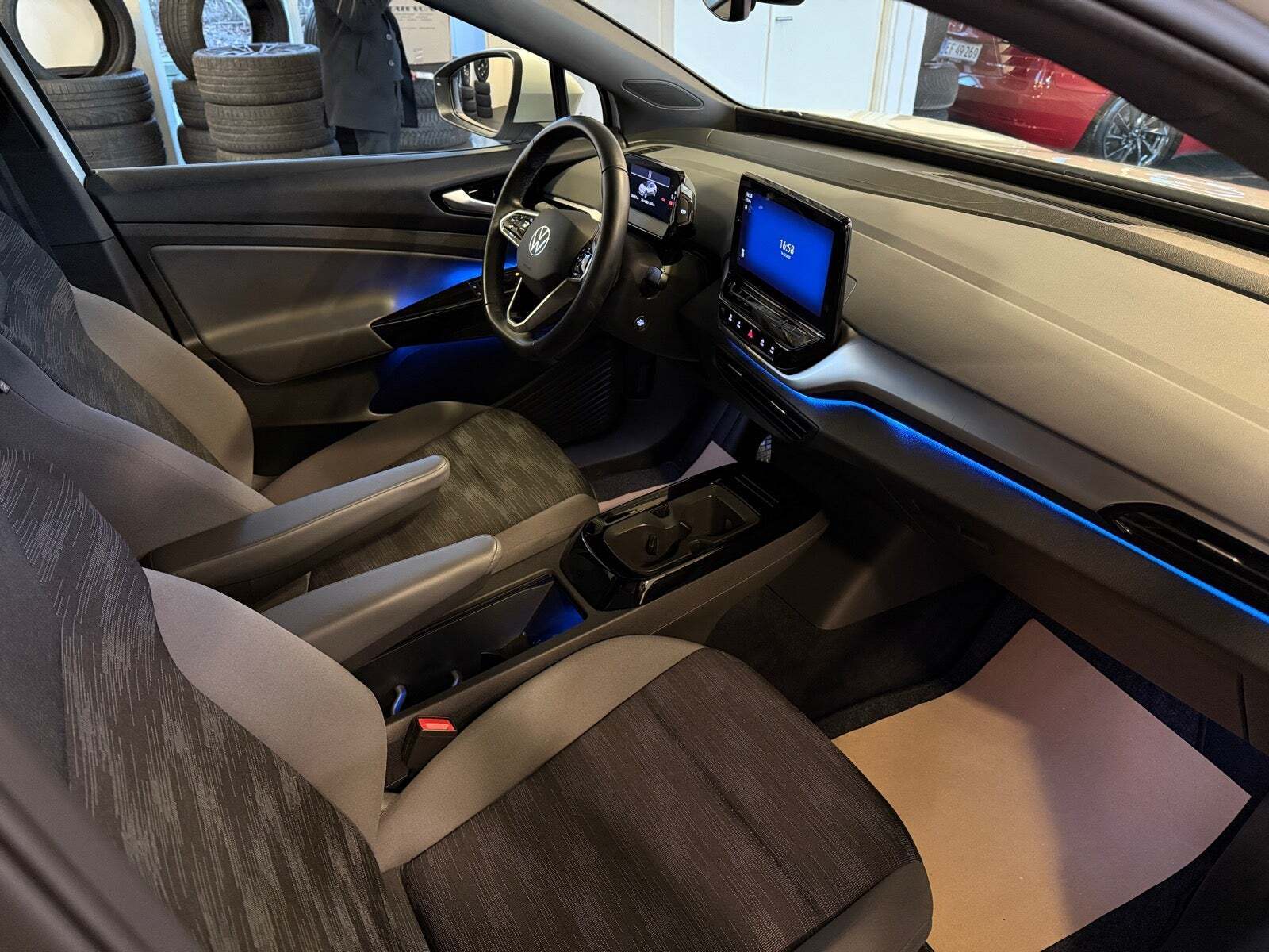 Hvid VW ID.4 fra 2022
