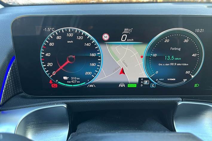 Hvid Mercedes EQB 250 fra 2023