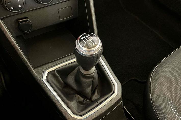 Grå Dacia Sandero fra 2021