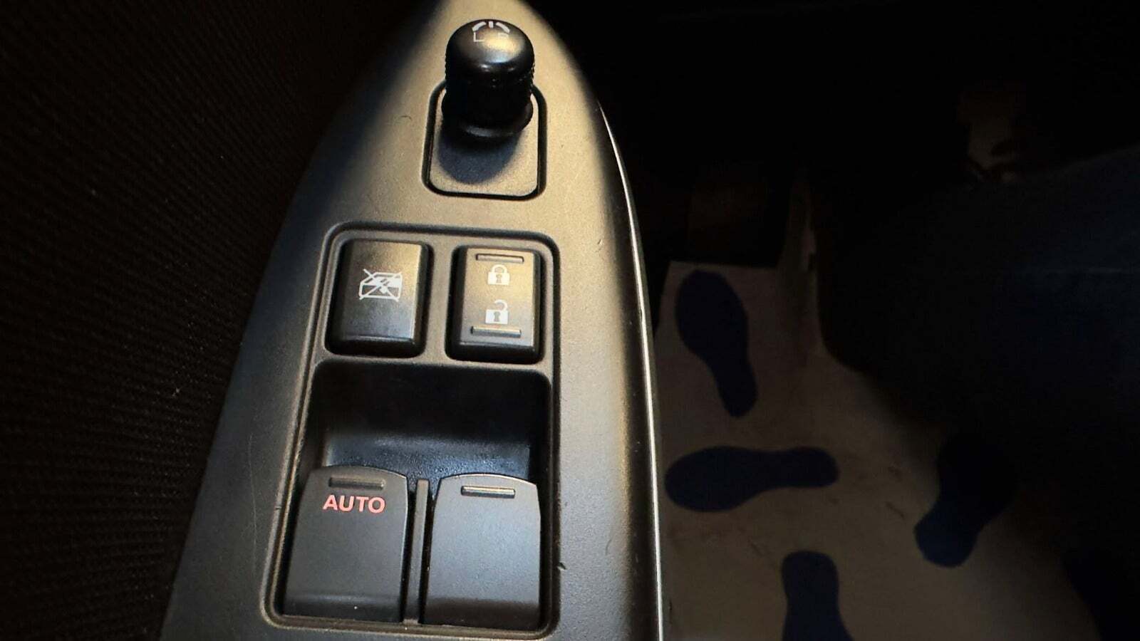 Grøn Suzuki Baleno fra 2016