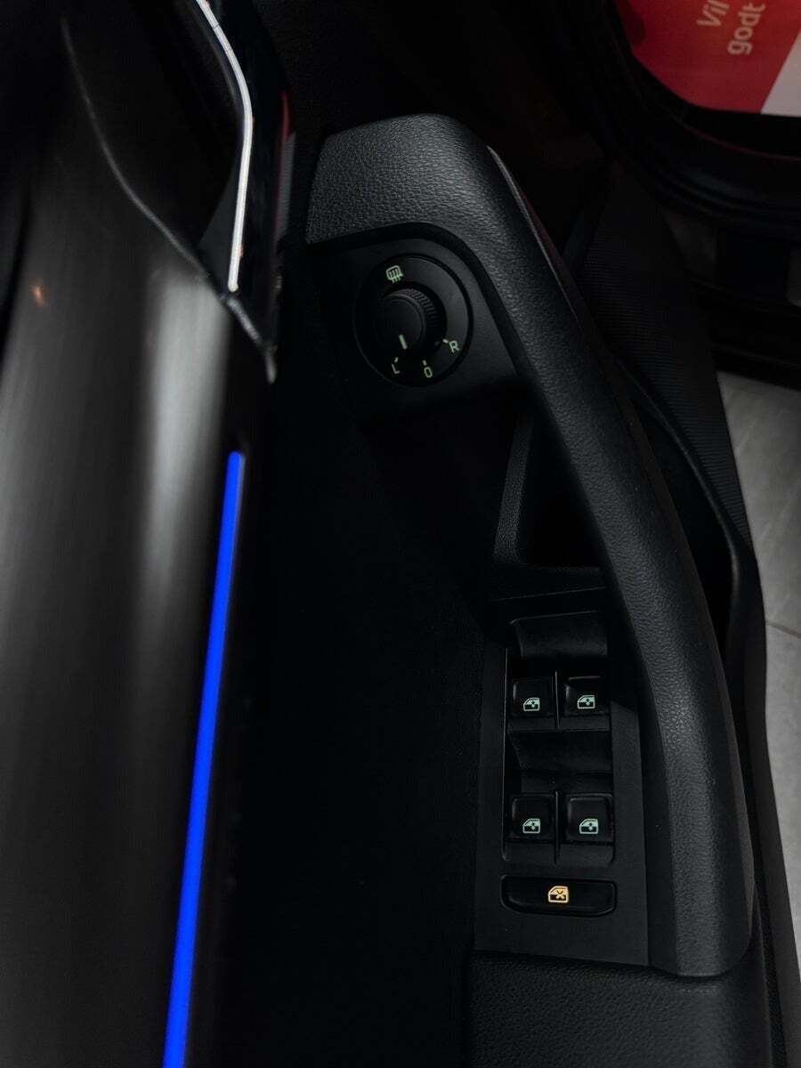 Brun Skoda Octavia fra 2018