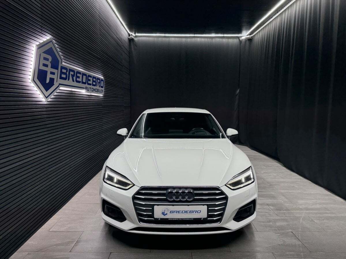 Hvid Audi A5 fra 2016