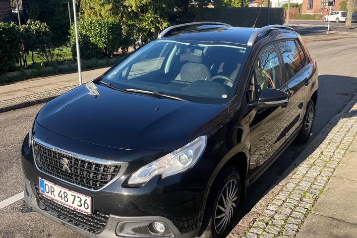 Sort Peugeot 2008 fra 2016