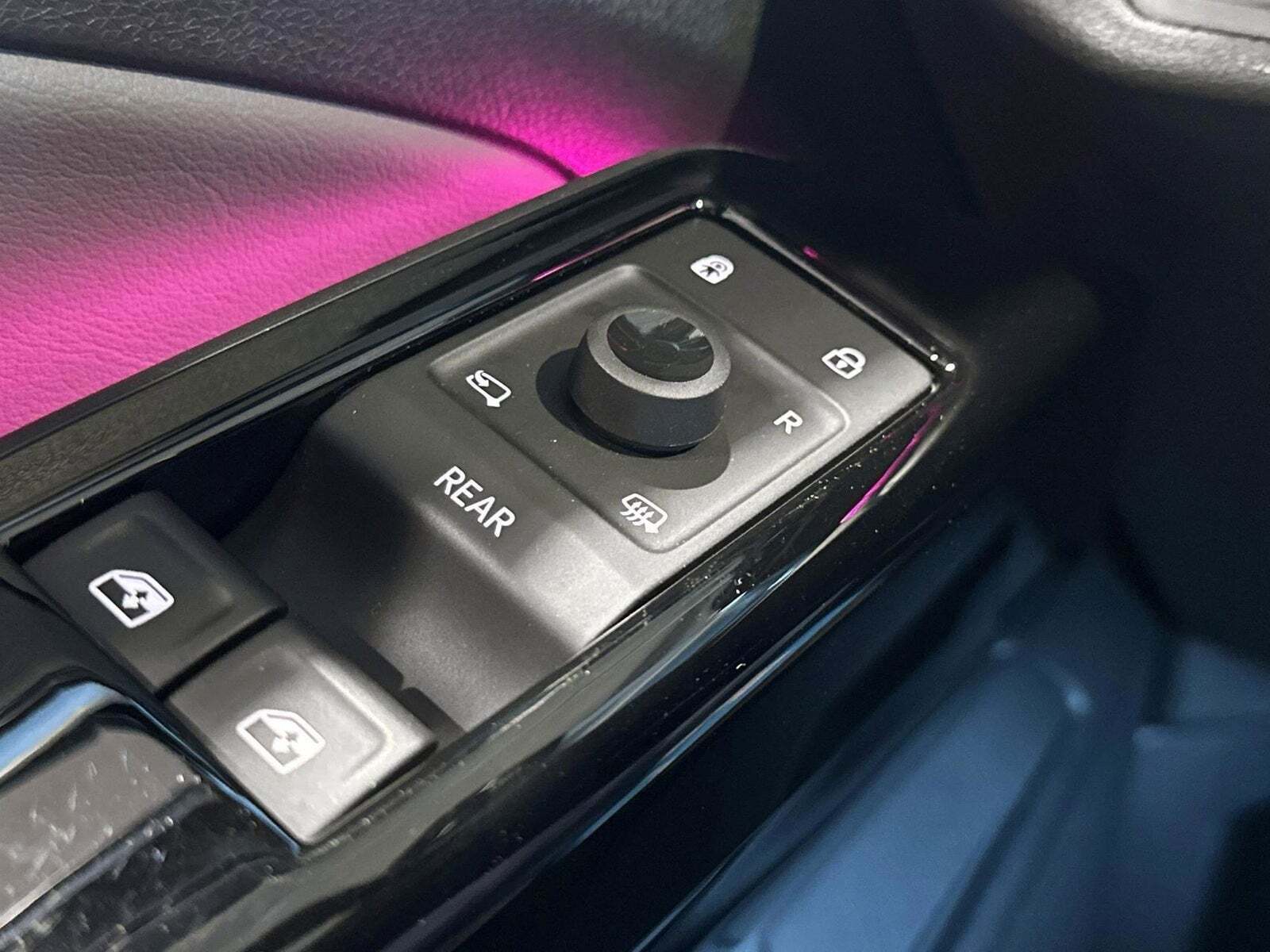 Blå VW ID.4 fra 2023