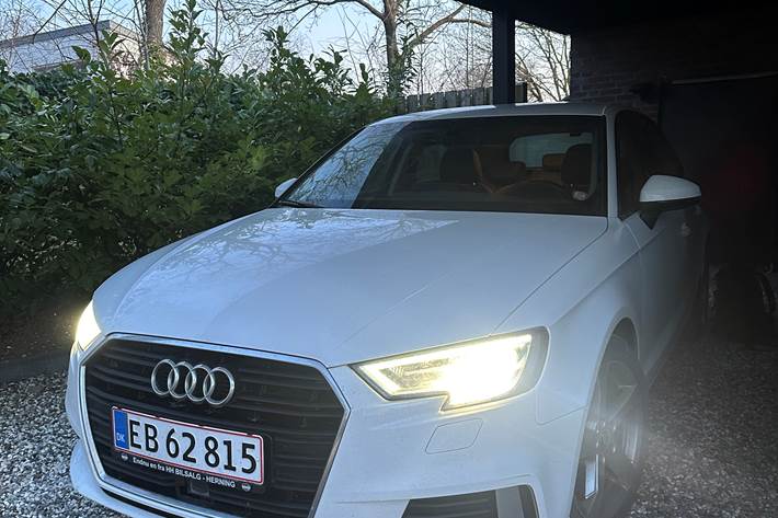 Hvid Audi A3 Sportback fra 2017
