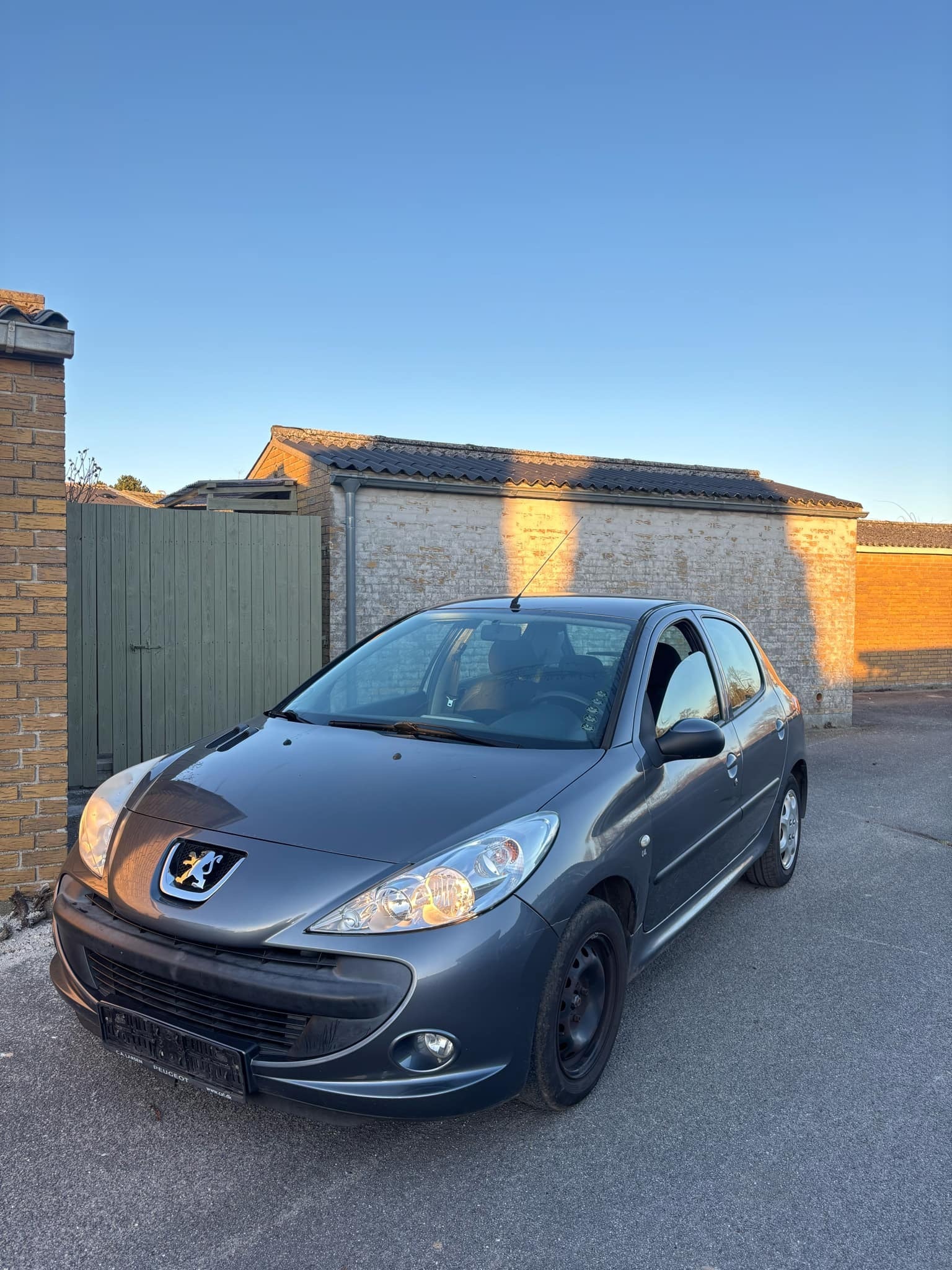 undefined Peugeot 206+ fra 2010
