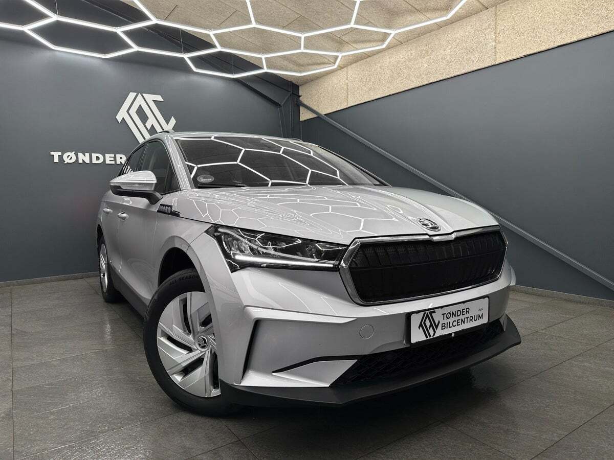 Sølv Skoda Enyaq fra 2023