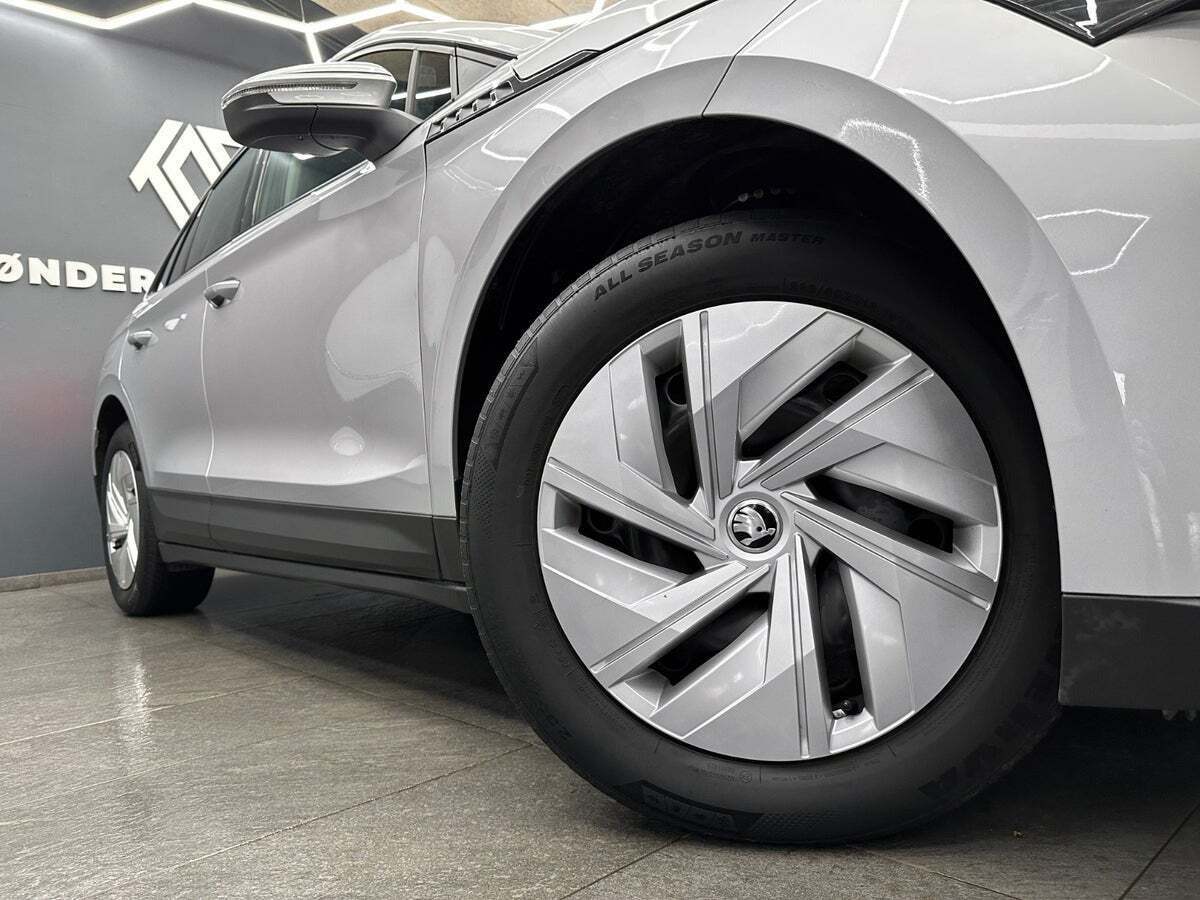 Sølv Skoda Enyaq fra 2023
