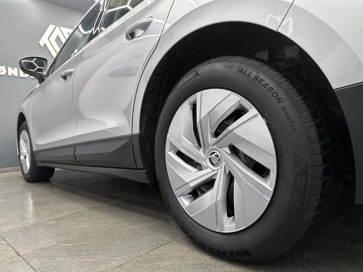 Sølv Skoda Enyaq fra 2023