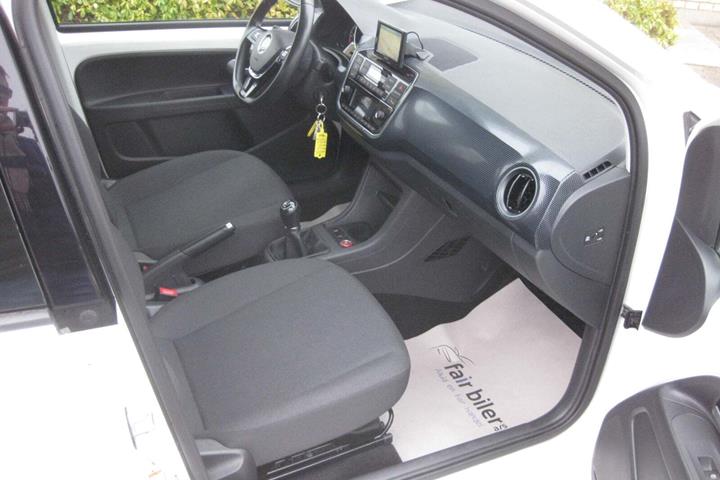 Hvid VW UP! fra 2021