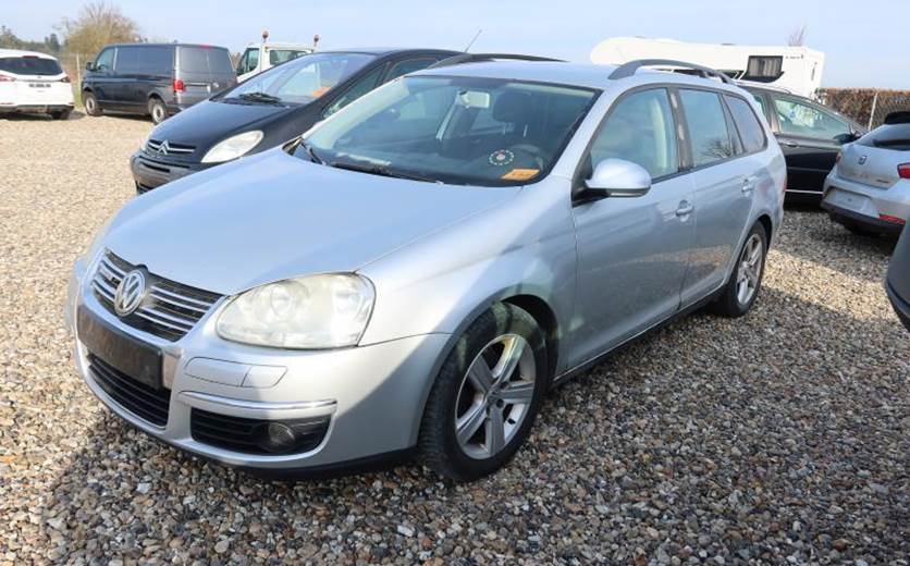 VW Golf