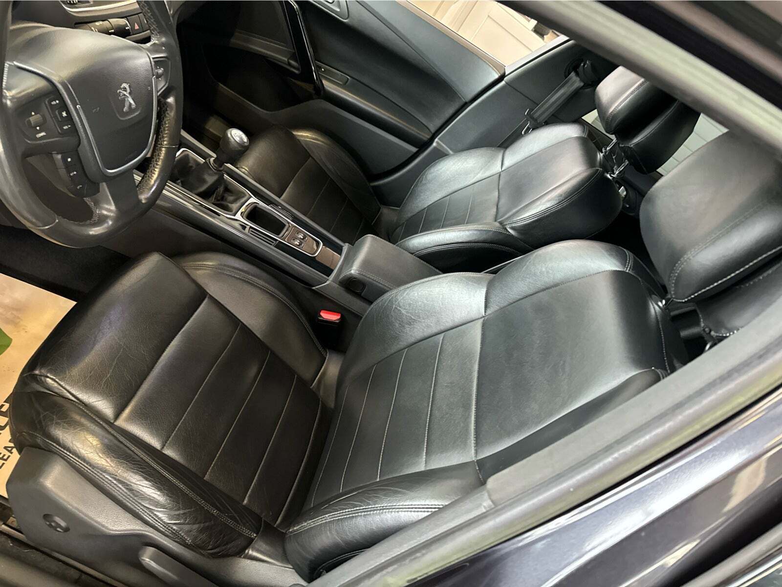 Sort Peugeot 508 fra 2011