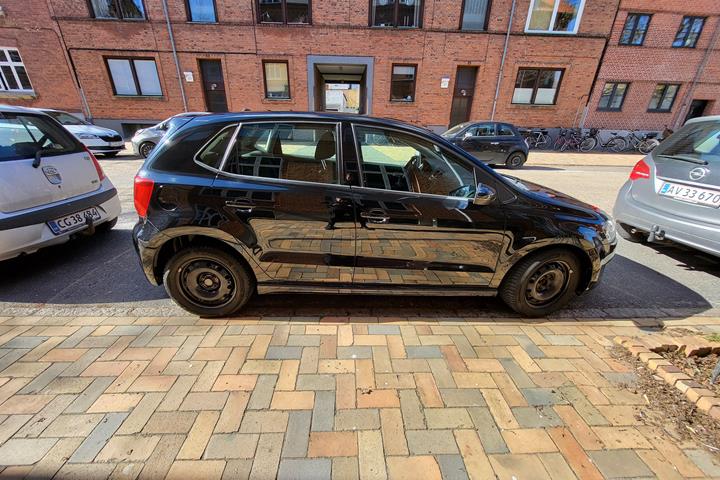 Sort VW Polo fra 2016