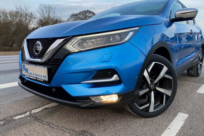 Blå Nissan Qashqai fra 2019